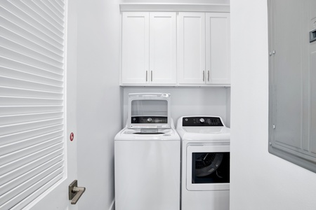 1st floor full size washer and dryer