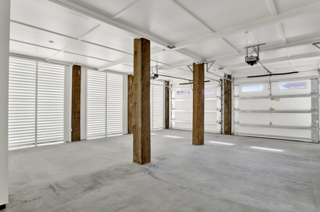2 car garage for guest use