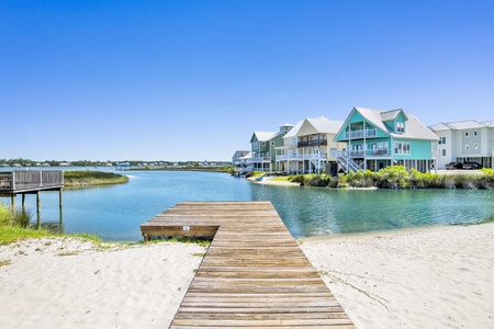 New deck and private pier plus a private sandy area