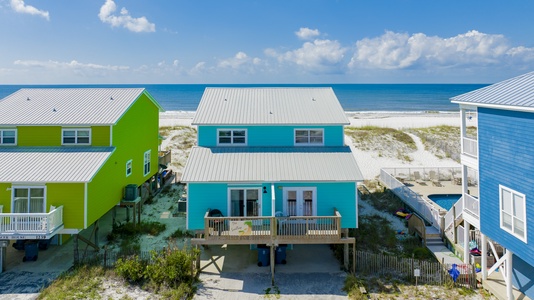 The Sandtrap is the East side of the duplex