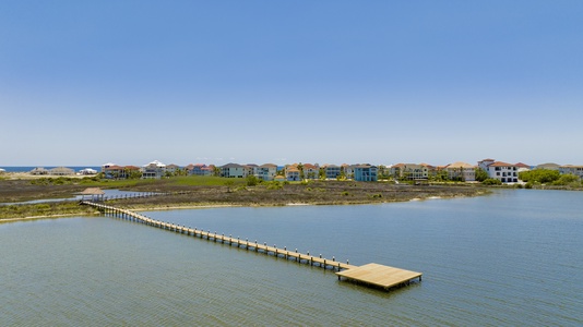 Private, community pier