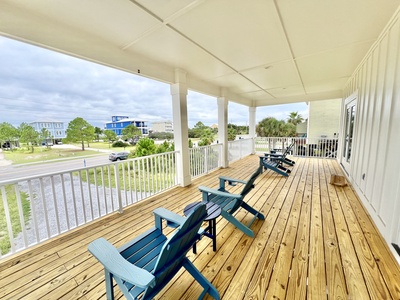 2nd floor balcony