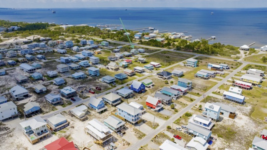 Beach Time is nestled between the Gulf and Mobile Bay offering endless water activities!