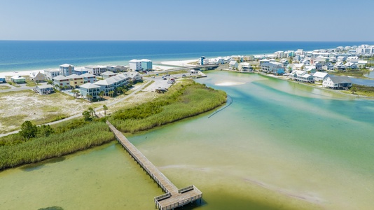 Community pier on Little Lagoon