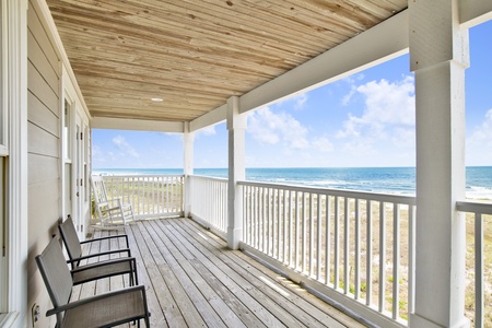 2nd floor balcony with incredible views