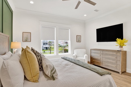 This room sleeps 2 guests and has a TV