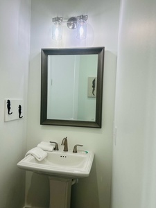 3rd level powder room