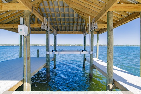 The private boat slip has a boat lift