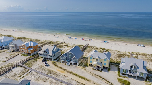 Dock Hall-I-Day is the perfect home for your next vacation