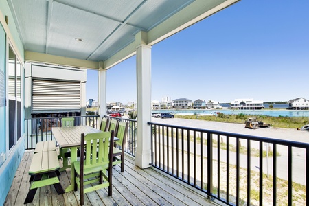 Enjoy outdoor meals on the balcony