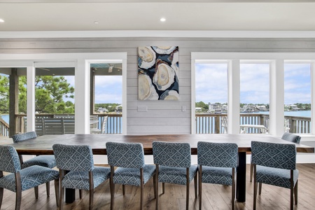 The dining table seats up to 14 guests