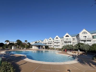 Community pool & cabana close to the home