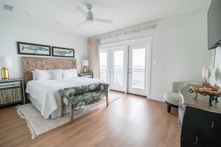 4th floor bedroom #6 sleeps 2