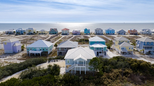 Top Shelf is just steps to the beach!