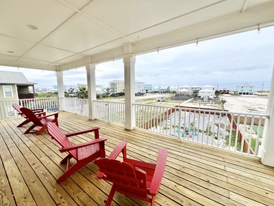 2nd floor balcony