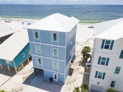 This home has covered and uncovered parking and ample space for 5-6 cars