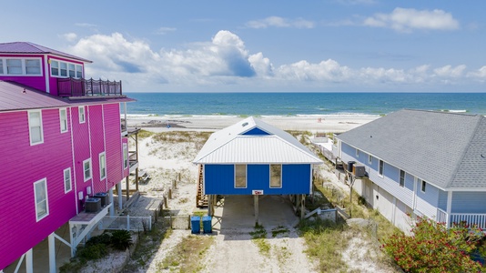 Drift Inn 2 is the perfect vacation home for a small family!