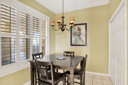 Kitchen breakfast nook with seating for 4