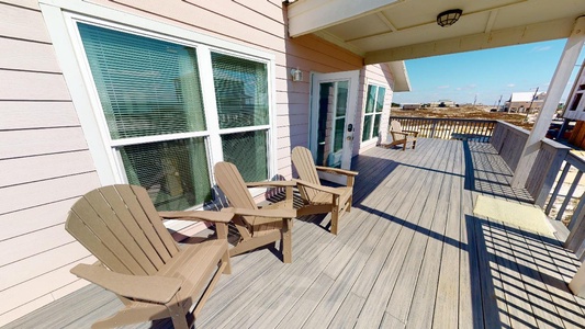 Plenty of seating on the large deck