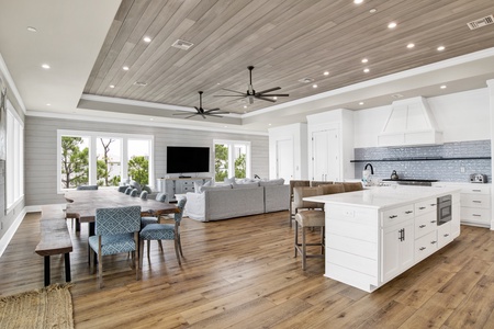 Open living concept with stunning views