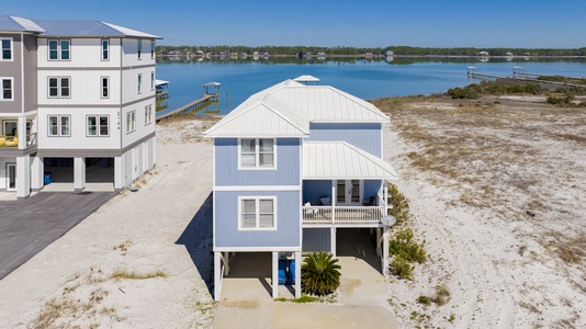 Book Sandy Beach for your next vacation!