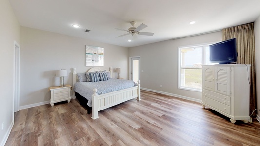 Master bedroom, 2nd floor, with twin bunks in closet. Private bath with jacuzzi tub and shower