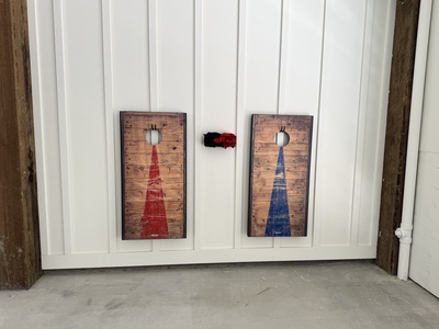 And a cornhole set up!