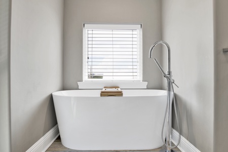 Plus, a large soaking tub