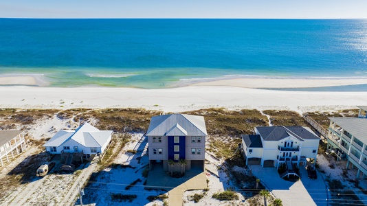 Directly on the beach in Gulf Shores