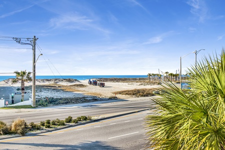 Cross East Beach Blvd to get to the beach