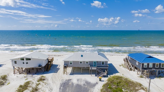 Stuck in the Sand is your perfect beachfront cottage