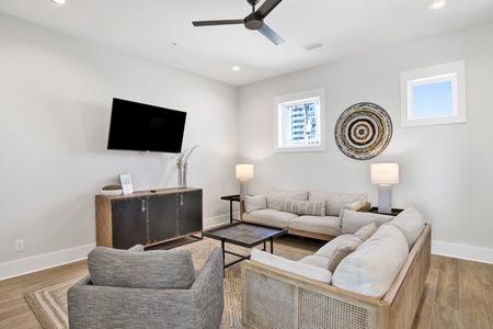 Additional living space on the 1st floor