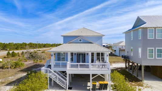 Breakers 1 is a 6 bedroom/6.5 bath home that sleeps 19 guests