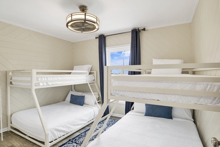 Bedroom 4 offers a TV and two Twin over Full bunk beds, sleeps 6