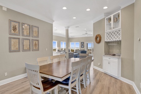 Accommodating 14 guests