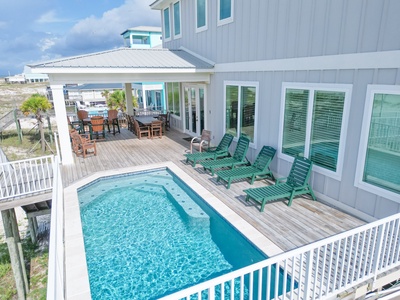 The private pool can be heated during the cooler months (additional fees apply)
