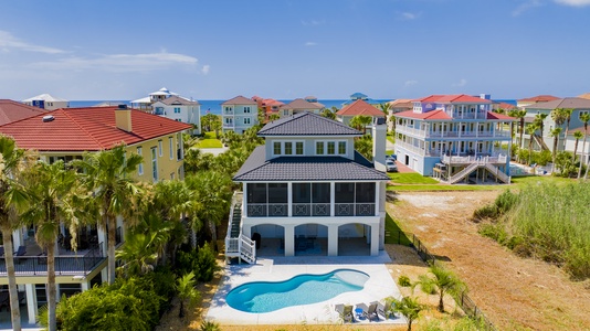 Pet-friendly home in the desired Laguna Key neighborhood