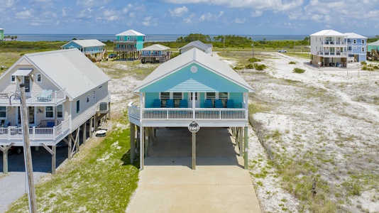 A pet-friendly home in Fort Morgan