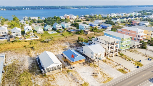 Nestled between Little Lagoon and the Gulf of Mexico