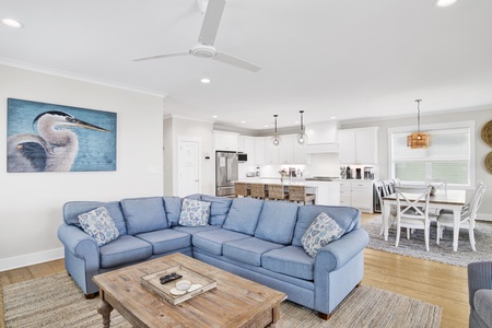 Between the Tides is pet-friendly for up to 2 dogs (additional fees apply)