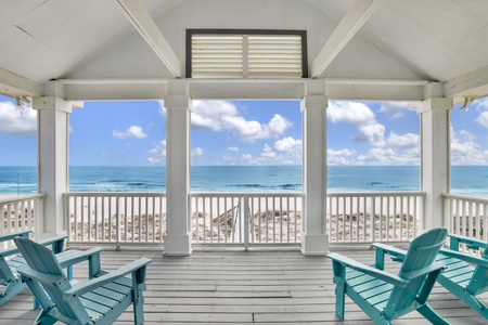 Private balcony overlooking the beach
