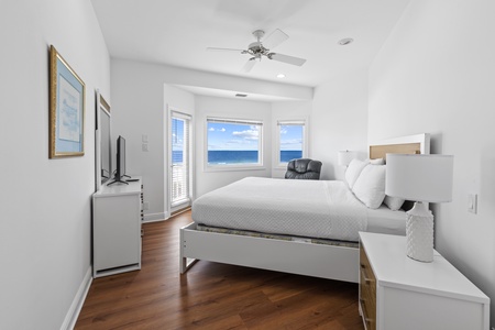 Bedroom 4 comes with a TV, Gulf views, Balcony access and a private bathroom
