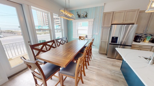 Large dining table with views of the Gulf