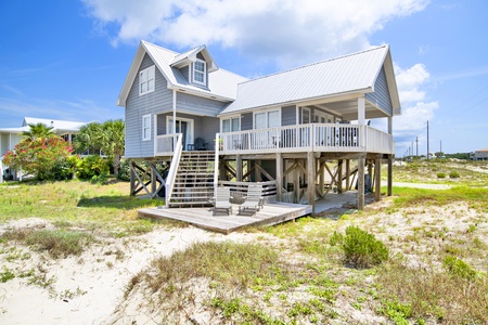 Sandy Pause is a 4 bedroom, 3 bath home
