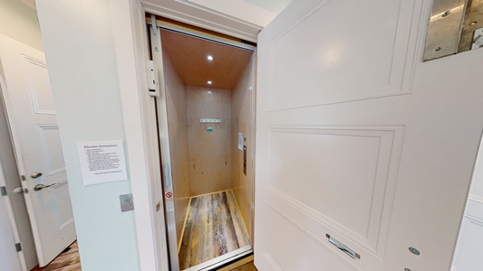 Private elevator with access to all floors