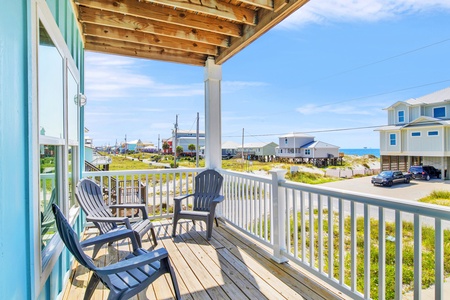 2nd floor balcony