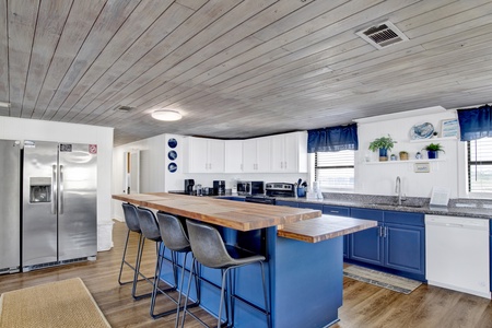Legasea can accommodate 10 guests