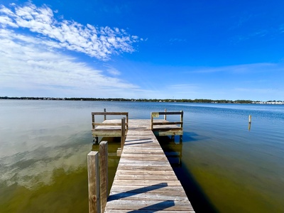 Located directly on the Little Lagoon in Gulf Shores