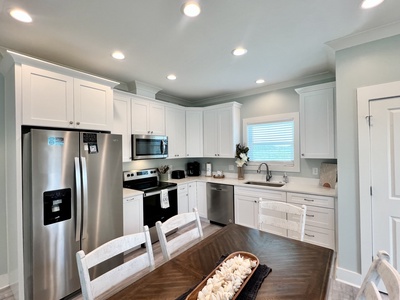 Fully equipped kitchen