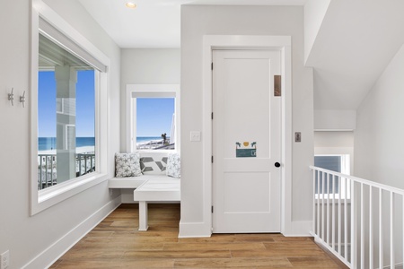 1st floor elevator landing